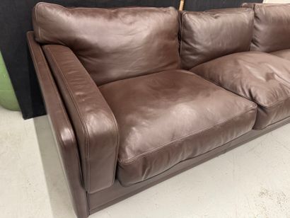 POLTRONE FRAU. 
Three-seat brown leather...