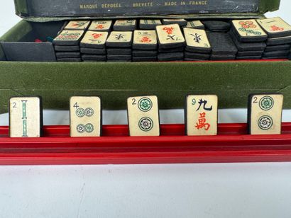 IMPERIAL-BABY.
Set of MAH-JONG in case.
5...