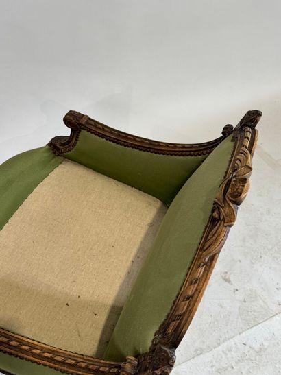 Louis XVI-style, molded and carved beech...