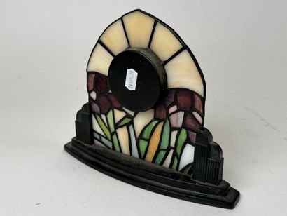 LINDEN.
Small stained glass-style resin clock...