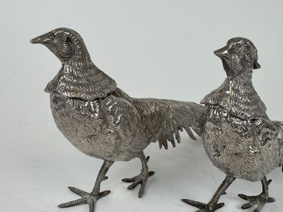 Pair of metal pheasant subjects, L. 31 c...