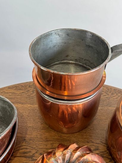 Copper and metal set including molds, saucepans,...