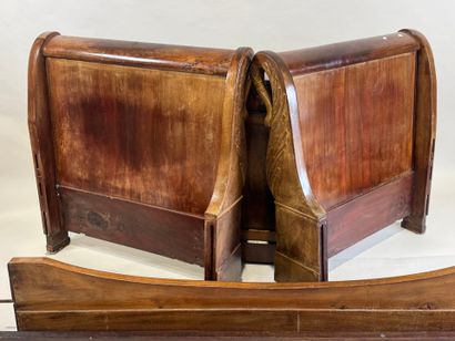 Mahogany veneered bed, the uprights decorated...