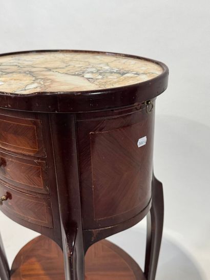 Small bedside table in wood and veneer opening...