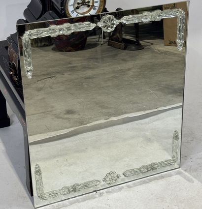 Rectangular mirror with relief decoration...