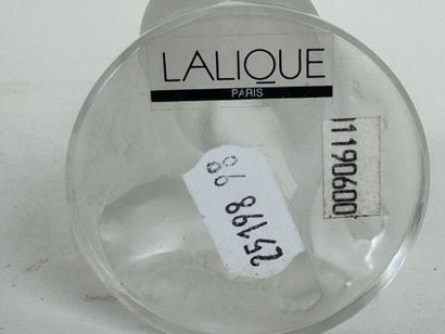 LALIQUE France.
Woman with rabbit.
Small...