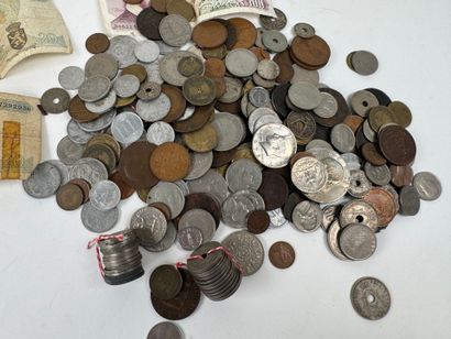 Lot of loose coins from various countries,...