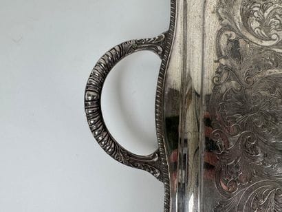 VINERS OF SHEFFIELD.
Silver-plated metal...