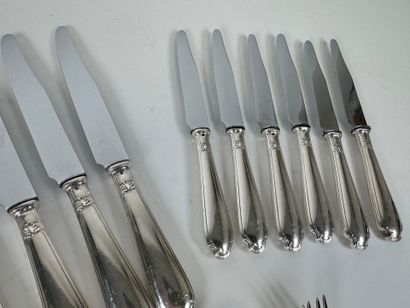 Silver-plated metal set comprising: - 6 table...