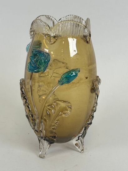 Tripod vase in colored glass with applied...