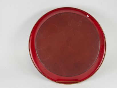 Circular tray in lacquered sheet metal on...