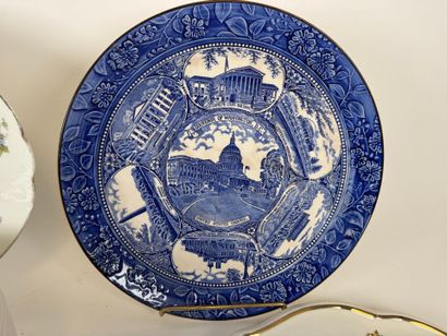 LONGCHAMP.
Part of a polychrome earthenware...