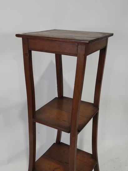 Natural wood sellette with square top, legs...