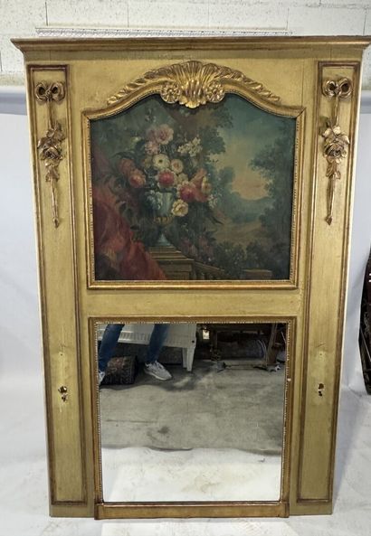 Overmantel mirror in wood and gilded and...