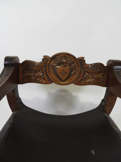 Dagobert armchair in carved oak, the back...