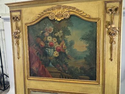 Overmantel mirror in wood and gilded and...