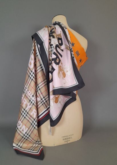 BURBERRY ENGLAND, LONDON.
Silk twill scarf...