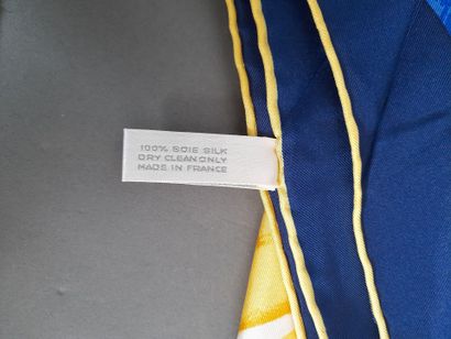 ANDRE CLAUDE CANOVA for MICHELIN.
Silk twill...
