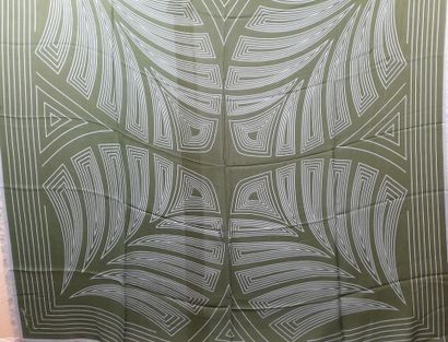 WINDSOR.
Fringed modal shawl decorated with...