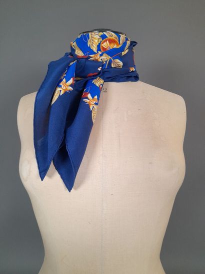 ANDRE CLAUDE CANOVA for GRAND MARNIER.
Silk...