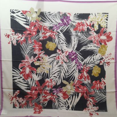 SEE BY CHLOE.
Wool, viscose and polyamide...