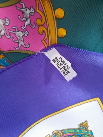 DUNHILL.
Silk twill square decorated with...