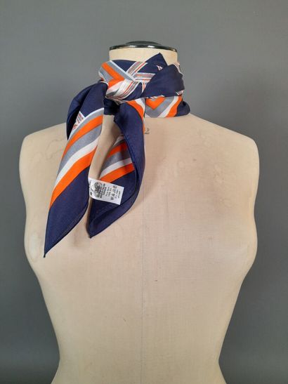 ANDRE CLAUDE CANOVA for SNCF.
Silk square...