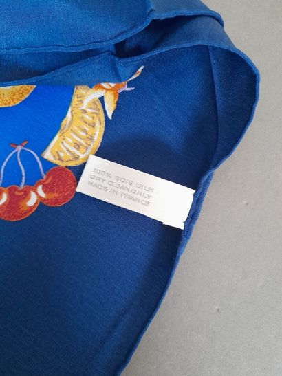 ANDRE CLAUDE CANOVA for GRAND MARNIER.
Silk...