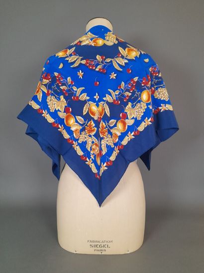 ANDRE CLAUDE CANOVA for GRAND MARNIER.
Silk...