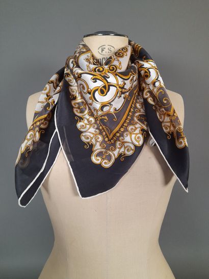JAEGER-LECOULTRE.
Striped silk square decorated...