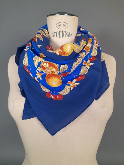 ANDRE CLAUDE CANOVA for GRAND MARNIER.
Silk...