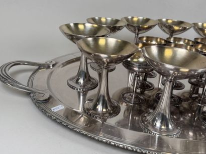 Silver-plated champagne service comprising...