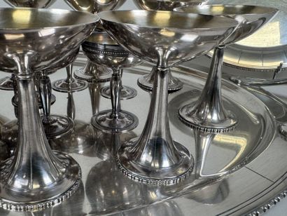 Silver-plated champagne service comprising...