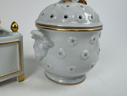 RAYNAUD & Cie in Limoges. 
White and gold...