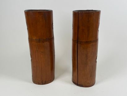 CHINA, 20th century.
Pair of bamboo pots...