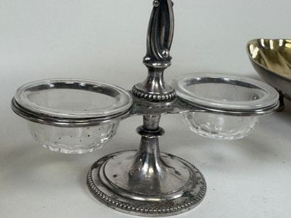 CHRISTOFLE .
Silver-plated butter dish and...