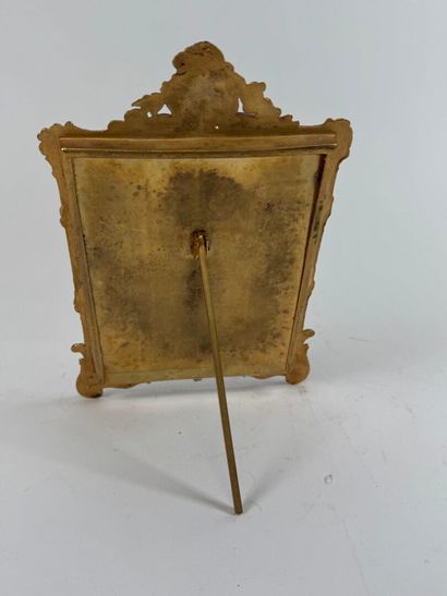 Small gilded metal picture frame with foliate...