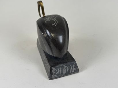 Ibis in hard stone and brass, the base decorated...