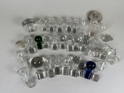 Important collection of glass and cast crystal...
