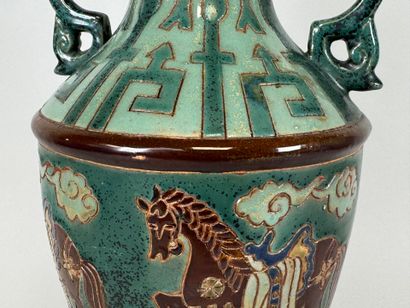 VIETNAM, 20th century.
Large polychrome ceramic...