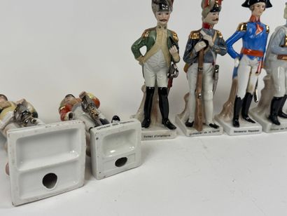 Collection of 7 polychrome and gold porcelain...