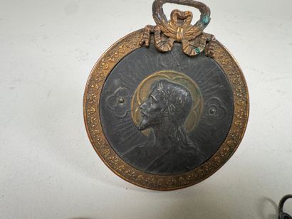 Lot of 9 bronze and silver medals.
19th century.
D....