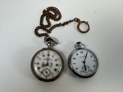 Silver gousset watch with metal chronometer.
D....