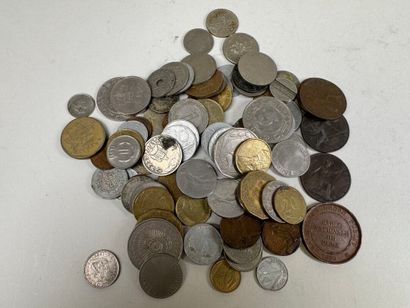 A small selection of coins.