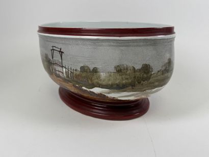 LUNEVILLE.
Large polychrome porcelain jardinière...