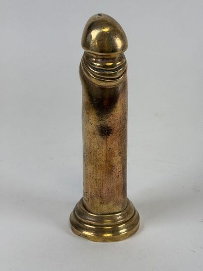 BEAUDART.
A saucy bronze subject depicting...
