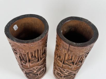 CHINA, 20th century.
Pair of bamboo pots...