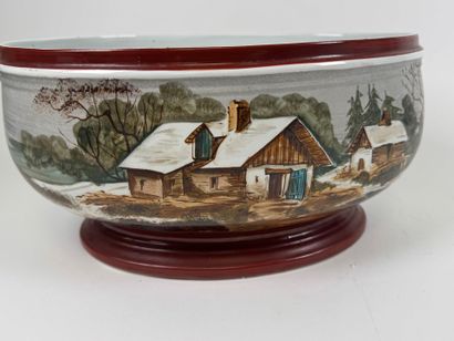LUNEVILLE.
Large polychrome porcelain jardinière...