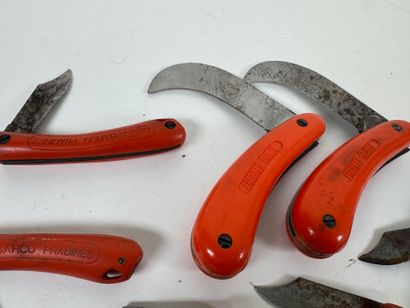PRADINES - BAHCO.
Eight pocket knives or...