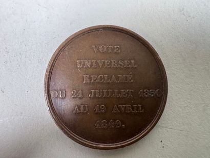 Lot of 10 medals in bronze or metal.
19th...